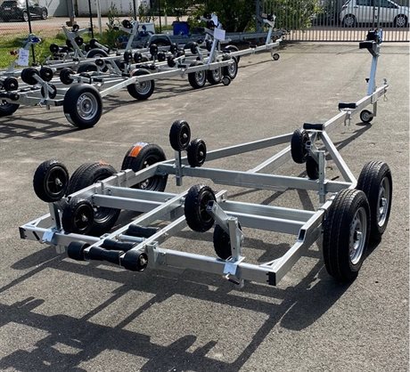SS Båttrailer 2000kg boggi Lång